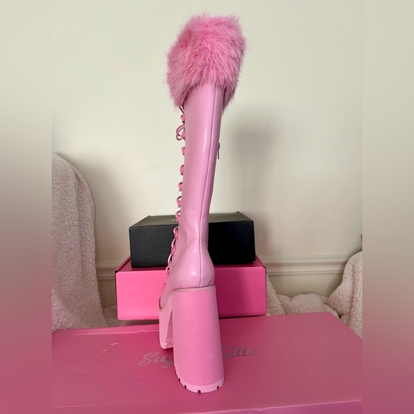 NIB Dolls Kill Sugar Thrillz Dollish Delight Platform Boots Faux Leather & Fur 💕 - Picture 13 of 16